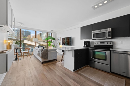 404 1633 W 8th Avenue, Vancouver, BC, Fairview VW — 1 bed apartment/condo for sale