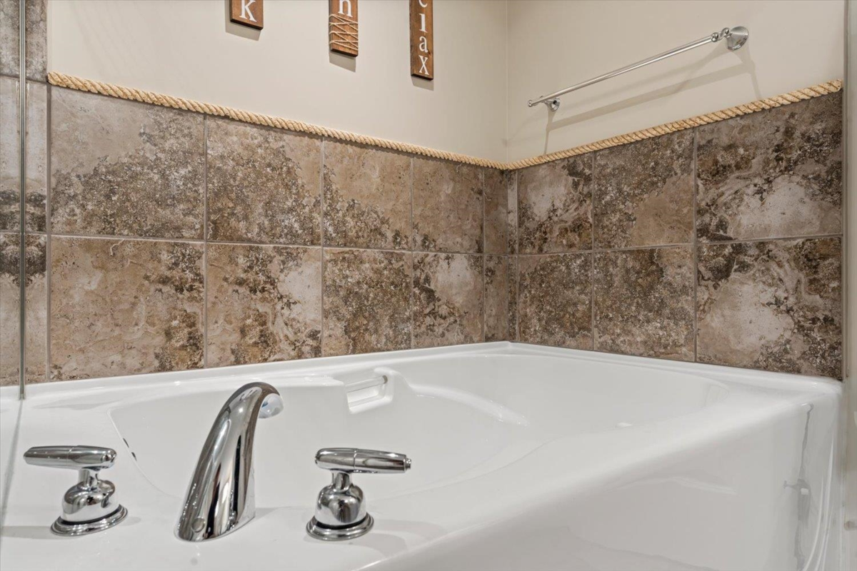 Backyard Photo of 301A 45595 Tamihi Way, Chilliwack, BC