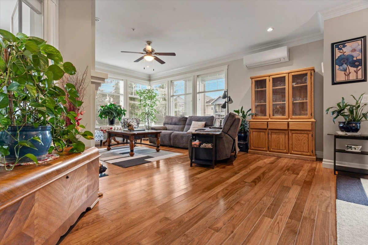 Bedroom 4 Photo of 301A 45595 Tamihi Way, Chilliwack, BC