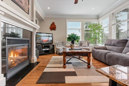 Kitchen Island Photo of 301A 45595 Tamihi Way, Chilliwack, BC