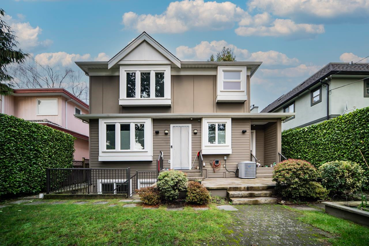 Front Yard Photo of 1420 W 53rd Avenue, Vancouver, BC