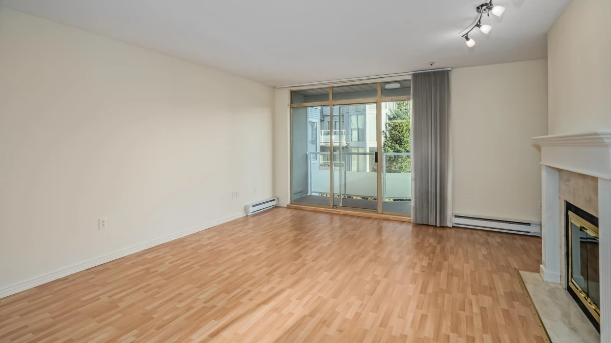 Family Room Photo of 306 48 Richmond Street, New Westminster, BC