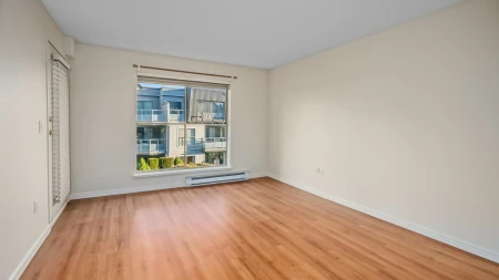 Basement Recreation Room Photo of 306 48 Richmond Street, New Westminster, BC