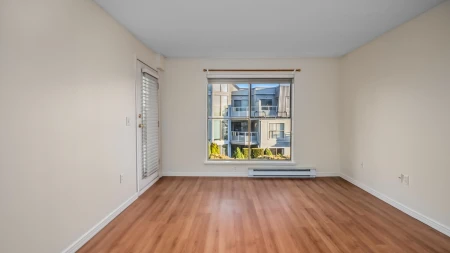 Laundry Room Photo of 306 48 Richmond Street, New Westminster, BC
