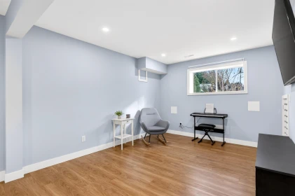 Basement Recreation Room Photo of 21875 124 Avenue, Maple Ridge, BC