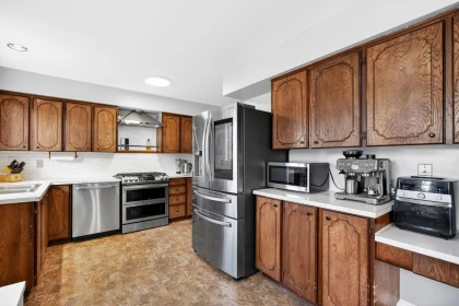 Breakfast Nook Photo of 21875 124 Avenue, Maple Ridge, BC