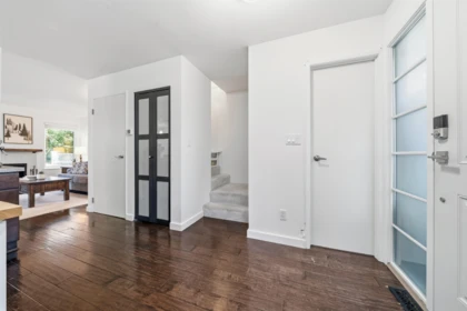 4742 Laurelwood Place, Burnaby, BC, Burnaby — Townhouse for sale