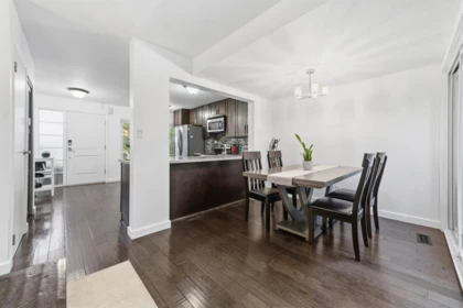 4742 Laurelwood Place, Burnaby, BC, Burnaby — Townhouse for sale