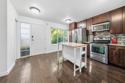 4742 Laurelwood Place, Burnaby, BC, Burnaby — Townhouse for sale