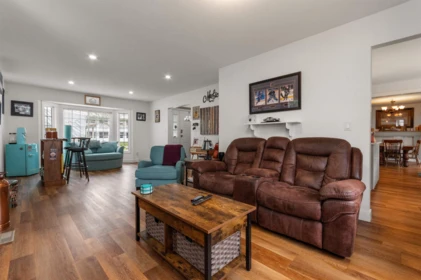 45944 Thomas Road, Chilliwack, BC, Chilliwack — Single Family Residence for sale