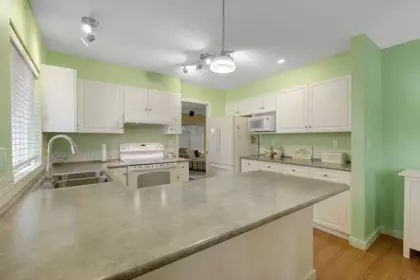 208 16233 82 Avenue, Surrey, BC, Surrey — Townhouse for sale