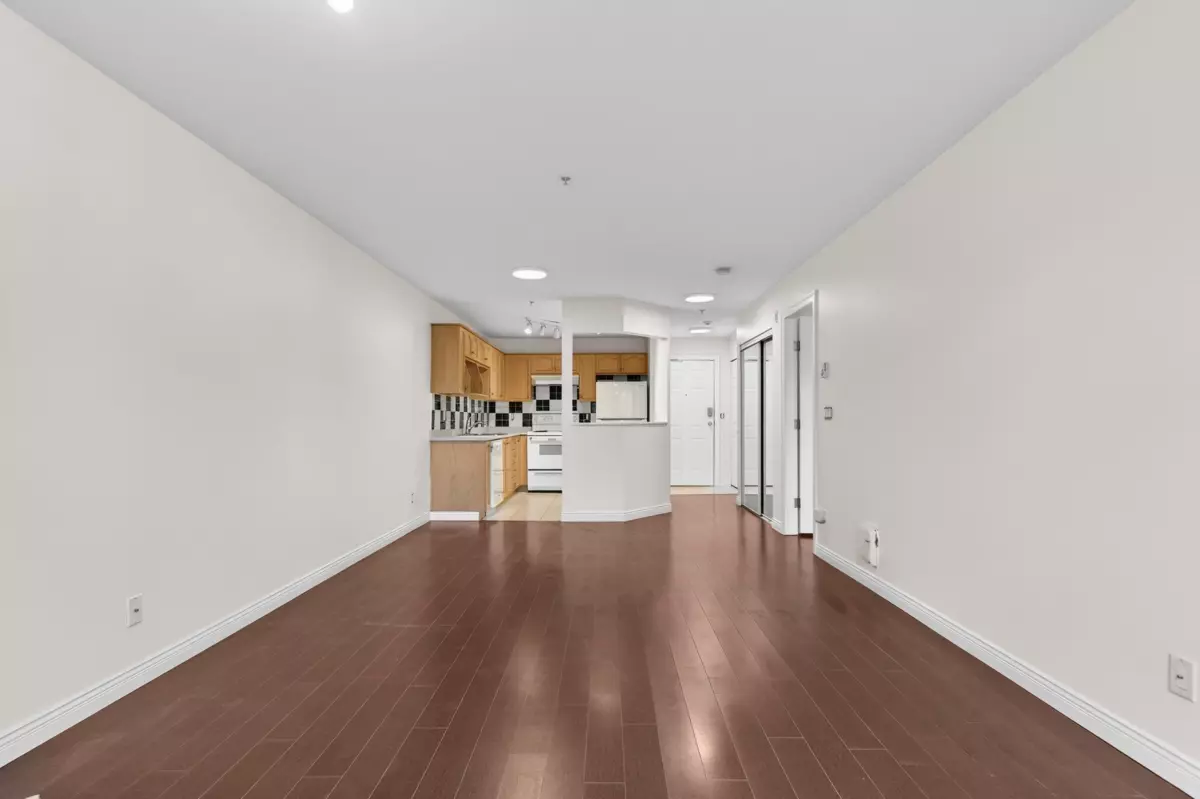 Dining Area Photo of 405 2615 Jane Street, Port Coquitlam, BC