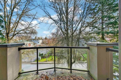 Entry Foyer Photo of 405 2615 Jane Street, Port Coquitlam, BC