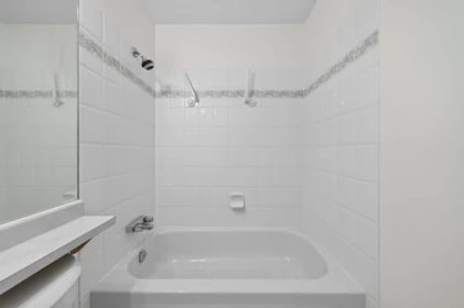 Mudroom Photo of 405 2615 Jane Street, Port Coquitlam, BC