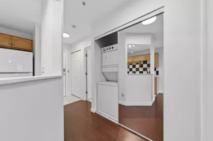 Powder Room Photo of 405 2615 Jane Street, Port Coquitlam, BC