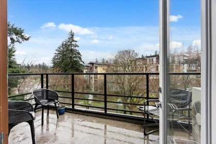 Powder Room Photo of 410 45510 Market Way, Chilliwack, BC