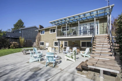 Aerial View of 13852 Coldicutt Avenue, White Rock, BC