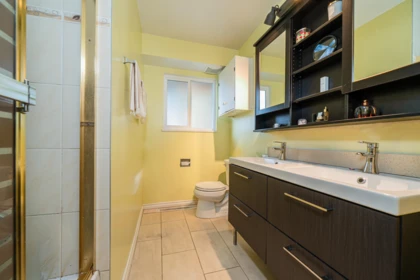 Guest Bathroom Photo of 4831 Foxglove Crescent, Richmond, BC