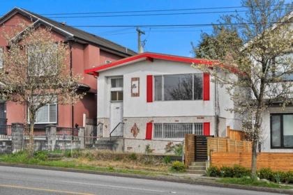 7656 Main Street, Vancouver, BC, Vancouver — Single Family Residence for sale