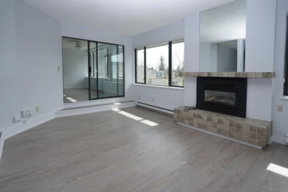 Pantry Photo of 306 15275 19 Avenue, Surrey, BC