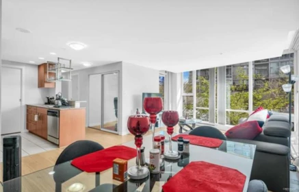 Breakfast Nook Photo of 201 550 Pacific Street, Vancouver, BC