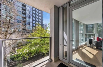 Mudroom Photo of 201 550 Pacific Street, Vancouver, BC