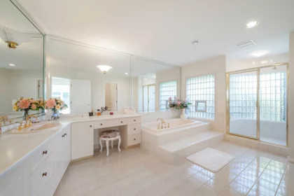 Entry Foyer Photo of 12351 Gilbert Road, Richmond, BC