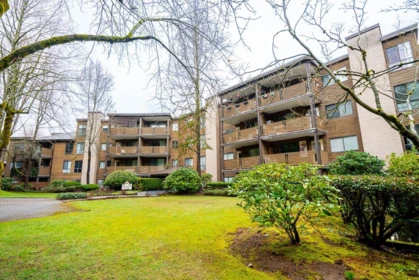 208 10644 151a Street, Surrey, BC, Surrey — Apartment/Condo for sale