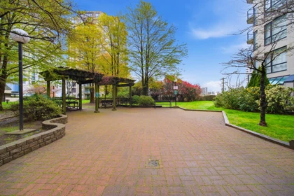Outdoor Deck Photo of 603 828 Agnes Street, New Westminster, BC