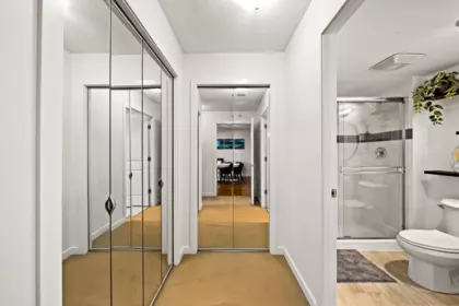 Hallway Photo of 503 2088 Madison Avenue, Burnaby, BC