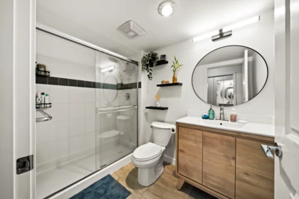 Laundry Room Photo of 503 2088 Madison Avenue, Burnaby, BC