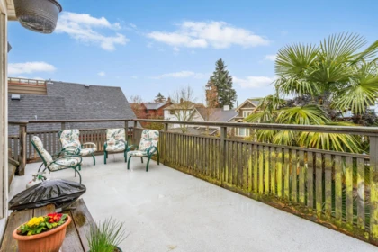 Backyard Photo of 2582 W 6th Avenue, Vancouver, BC