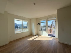 225 4033 May Drive, Richmond, BC