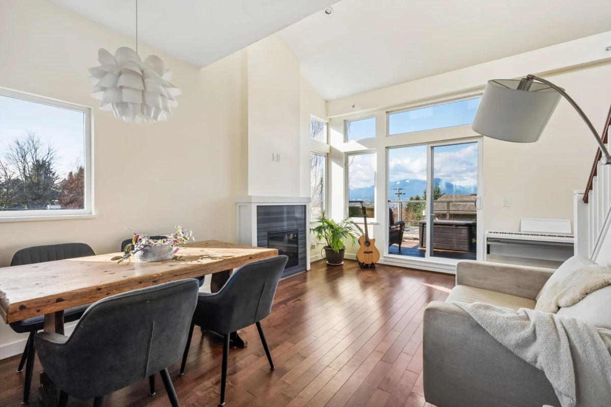 Family Room Photo of 18 3788 Laurel Street, Burnaby, BC