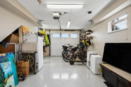 Hallway Photo of 18 3788 Laurel Street, Burnaby, BC