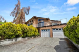 1060 Ayshire Drive, Burnaby, BC