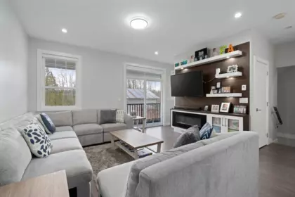 Kitchen Island Photo of 18 7410 194 Street, Surrey, BC
