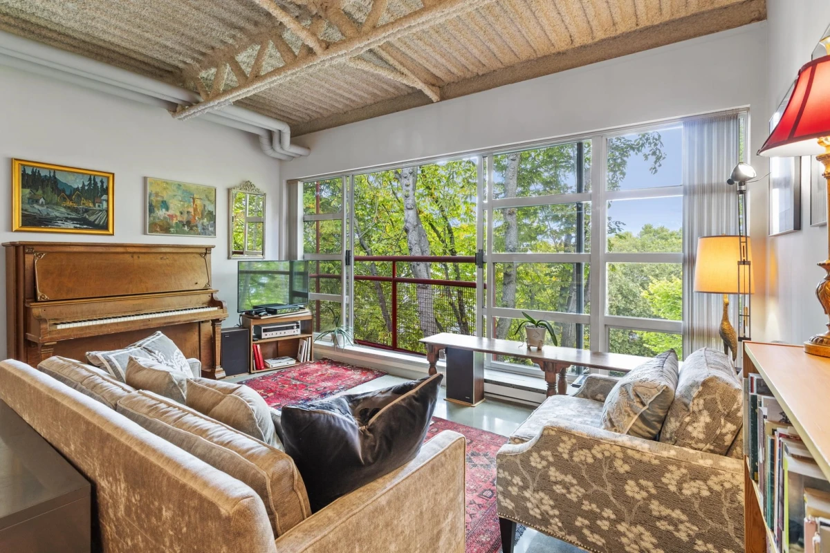 Family Room Photo of 424 350 E 2nd Avenue, Vancouver, BC