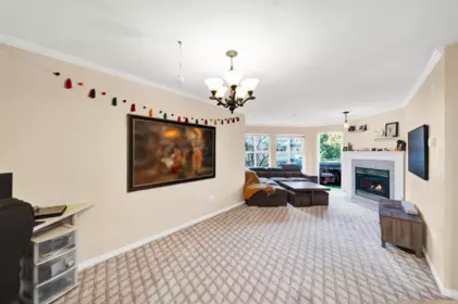 Hallway Photo of 212 6557 121 Street, Surrey, BC