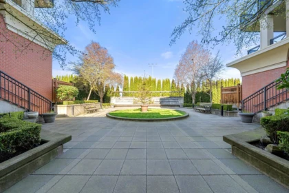 Outdoor Kitchen Photo of 203 2970 King George Boulevard, Surrey, BC