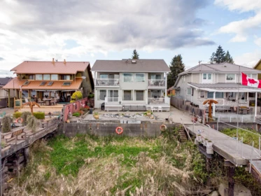 20346 Wharf Street, Maple Ridge, BC, Maple Ridge — Single Family Residence for sale