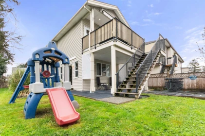 Front Yard Photo of 2 46238 Strathcona Road, Chilliwack, BC