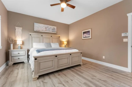Guest Bathroom Photo of 2 46238 Strathcona Road, Chilliwack, BC