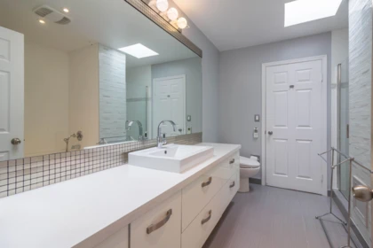 Mudroom Photo of 116 2721 Atlin Place, Coquitlam, BC