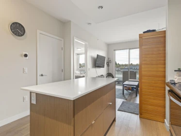 Kitchen Photo of 302 688 E 19 Avenue, Vancouver, BC