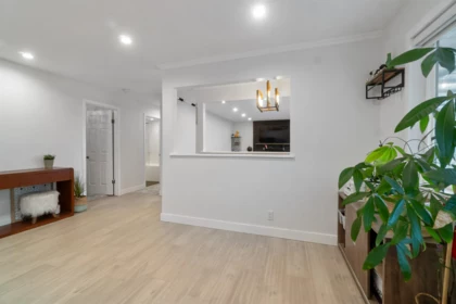 Office / Den Photo of 309 Gloucester Court, Coquitlam, BC