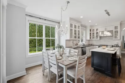 Kitchen Photo of 927 163 Street, Surrey, BC