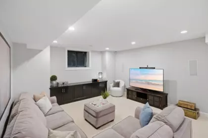 Office / Den Photo of 927 163 Street, Surrey, BC