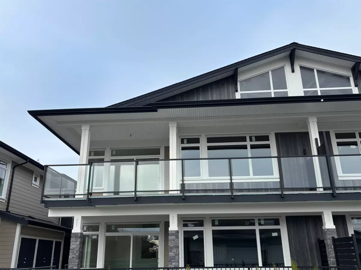 Family Room Photo of 7 5522 Mccourt Road, Sechelt, BC