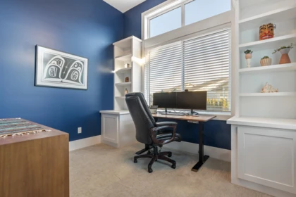 Hallway Photo of 113 46213 Hakweles Road, Chilliwack, BC